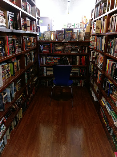 Used Book Store «Bumbershoot Books», reviews and photos, 639 SW 152nd St, Burien, WA 98166, USA