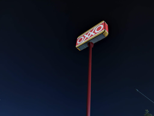 OXXO 3 Roads