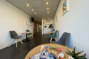 Clinique Dentaire des Arts srl (aka Scandinavian Dental Center) image