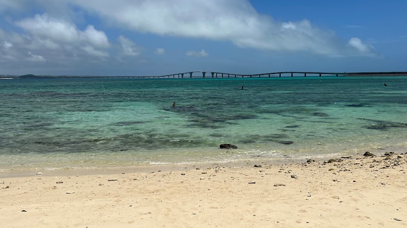 親泊の浜(おやどまりのはま)