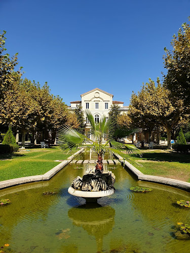 attractions Nestlé Waters Sud-Château et parc Perrier Vergèze