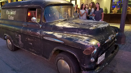 Tattoo Shop «Elm Street Tattoo», reviews and photos, 2811 Elm St, Dallas, TX 75226, USA