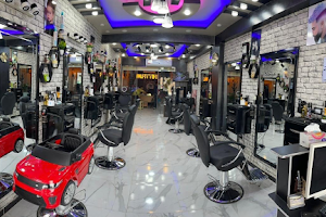 Mohamed Attia Salon image