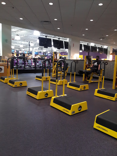 Gym «Planet Fitness», reviews and photos, 525 W Lake St, Addison, IL 60101, USA