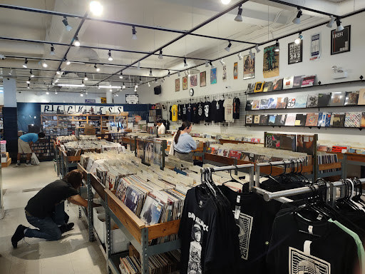 Record Store «Reckless Records», reviews and photos, 3126 N Broadway St, Chicago, IL 60657, USA