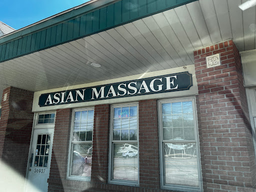 Asian Body Massage image 1