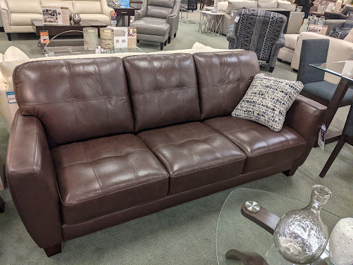 Furniture Store «Raymour & Flanigan Furniture and Mattress Store», reviews and photos, 2110 S Christopher Columbus Blvd, Philadelphia, PA 19148, USA