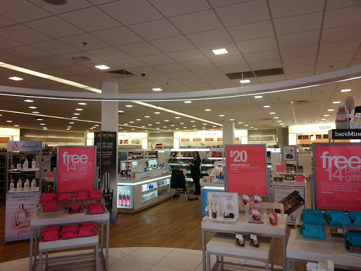 Hair Salon «Ulta Beauty», reviews and photos, 641 E Boughton Rd #100, Bolingbrook, IL 60440, USA