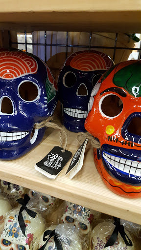 Furniture Store «Cost Plus World Market», reviews and photos, 1611 E Monte Vista Ave, Vacaville, CA 95688, USA