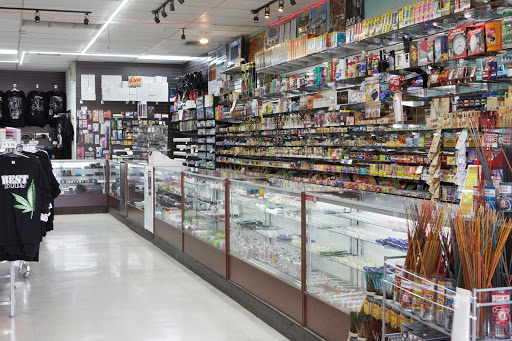 Tobacco Shop «SuperNova Smoke & Vape Shop», reviews and photos, 8400 Marbach Rd, San Antonio, TX 78227, USA