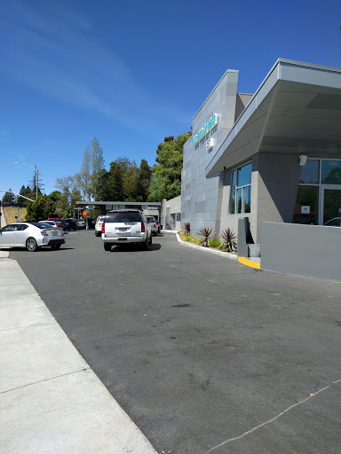 Car Wash «Auto Pride Car Wash», reviews and photos, 257 College Ave, Santa Rosa, CA 95401, USA