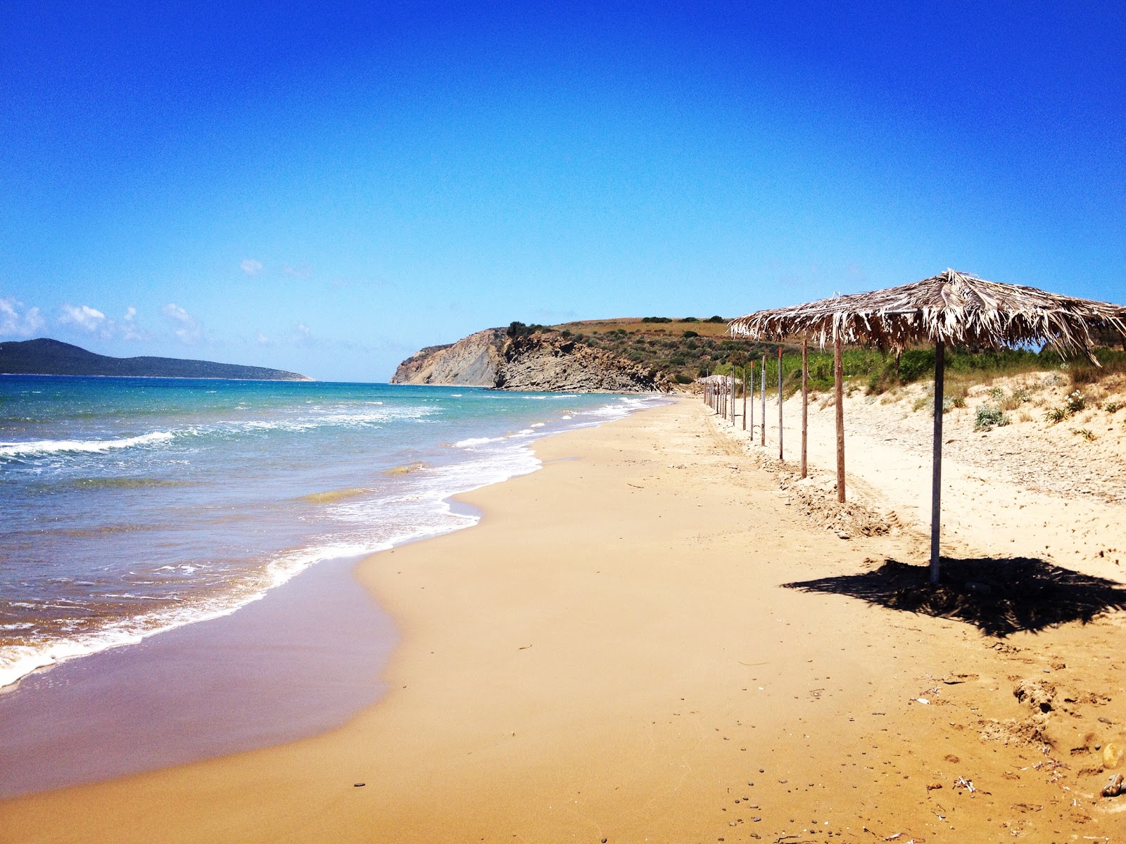 Photo of Lámpes beach with turquoise pure water surface