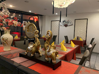 Le Lotus, succursale de Restaurant Deli, Zhong Xiaofen & Ma Xuefei