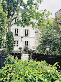 Extérieur du Restaurant Hôtel Particulier Montmartre à Paris - n°9