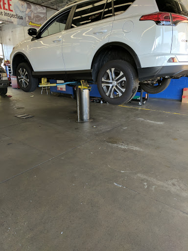 Auto Repair Shop «Mountain View Tire & Auto Service», reviews and photos, 23440 Lyons Ave, Newhall, CA 91321, USA