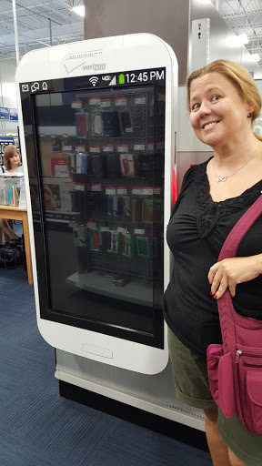 Electronics Store «Best Buy», reviews and photos, 1450 Koester Rd, Forsyth, IL 62535, USA