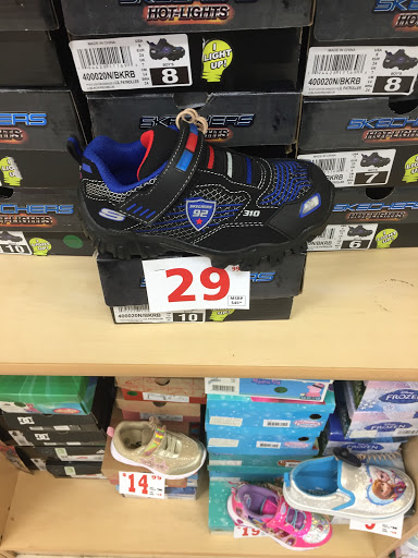 Shoe Store «Shoe City», reviews and photos, 400 N Azusa Ave, West Covina, CA 91791, USA