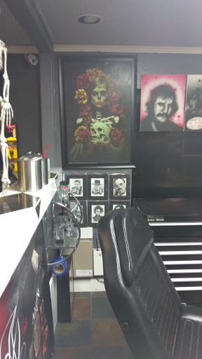 Tattoo Shop «AZ Ink», reviews and photos, 920 N Arizona Ave #1, Chandler, AZ 85225, USA