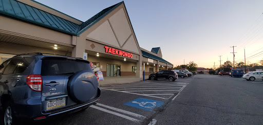 Shopping Mall «Park Ridge Shopping Center», reviews and photos, 2725 W Main St, Eagleville, PA 19403, USA