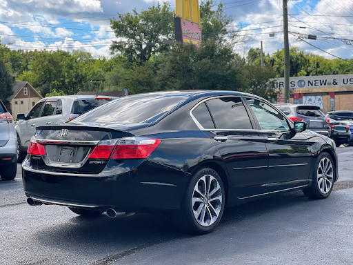 Used Car Dealer «Crystal Auto Sales Inc», reviews and photos, 2204 Nolensville Pike, Nashville, TN 37211, USA