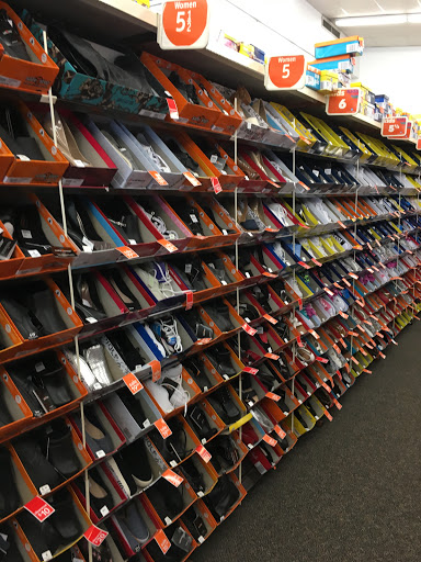 Shoe Store «Payless», reviews and photos, 22701 Harper Ave, St Clair Shores, MI 48080, USA