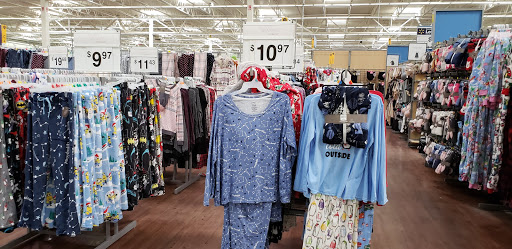 Department Store «Walmart Supercenter», reviews and photos, 11 Ashleigh Dr, Derry, NH 03038, USA