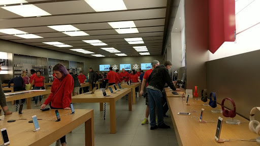 Computer Store «Apple Fashion Place», reviews and photos, 6191 State St, Murray, UT 84107, USA