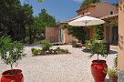Extérieur Chambre d'hôtes Le Clos Geraldy 83470 Saint-Maximin-la-Sainte-Baume (miniature)