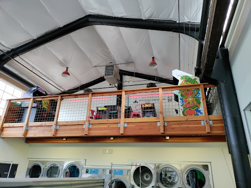 Laundromat «Spin Laundry Lounge», reviews and photos, 750 N Fremont St, Portland, OR 97227, USA