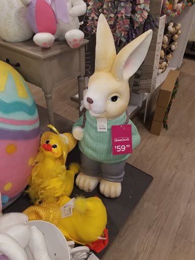 Department Store «T.J. Maxx & HomeGoods», reviews and photos, 221 N West End Blvd, Quakertown, PA 18951, USA