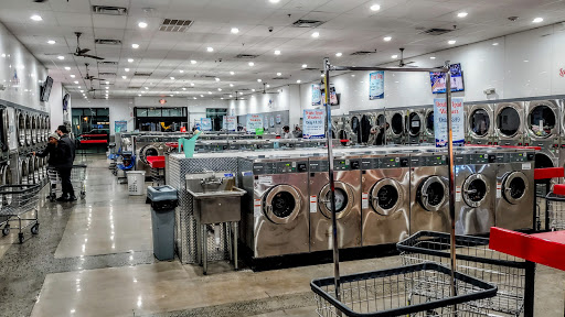 Laundromat «Pennsbury Plaza Laundry Zone», reviews and photos, 229 Plaza Blvd #32, Morrisville, PA 19067, USA