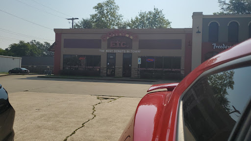 Donut Shop «Star Donuts & Crossiants», reviews and photos, 1940 Troup Hwy, Tyler, TX 75701, USA