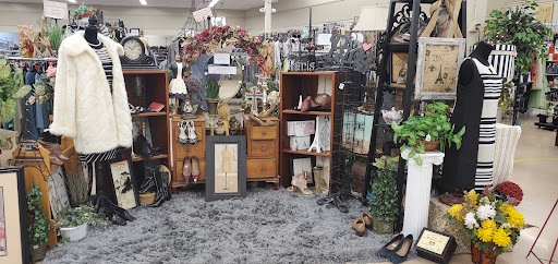 Thrift Store «Maple Valley Goodwill», reviews and photos