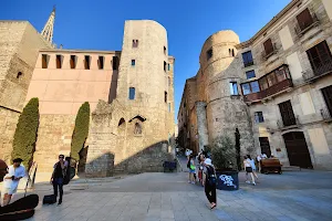 Plaça de Garriga i Bachs image