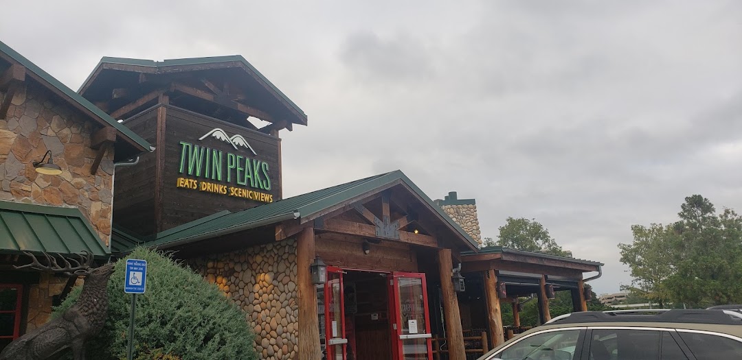 Twin Peaks Restaurant