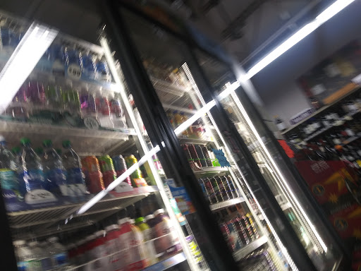 Liquor Store «Ideal Party Store», reviews and photos, 401 Salzburg Ave, Bay City, MI 48706, USA