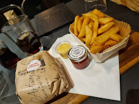 Frite du Restaurant de hamburgers L'Artisan du Burger à Paris - n°18