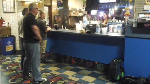 Bowling Alley «Poelking Lanes», reviews and photos, 1403 Wilmington Ave, Dayton, OH 45420, USA