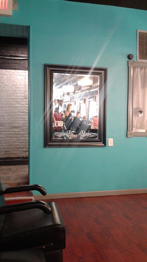 Hair Salon «Rendezvous Hair Salon», reviews and photos, 2600 N High St, Columbus, OH 43201, USA