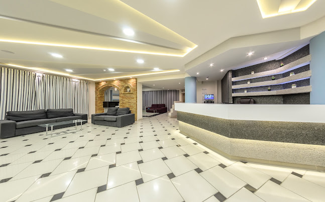 Karras Hotel Ανοιχτές ώρες