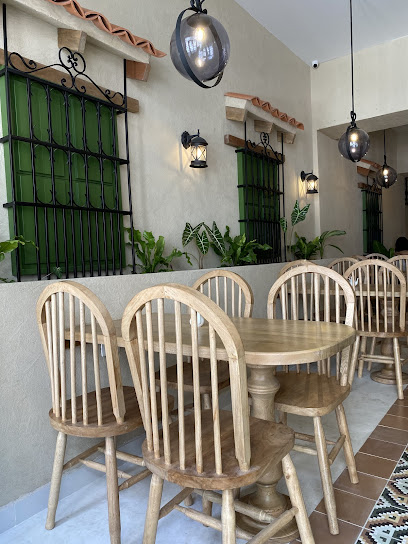 Mompox Cafe & Bistro - Cl. 17 #2 - 43, Comuna 2, Santa Marta, Magdalena, Colombia