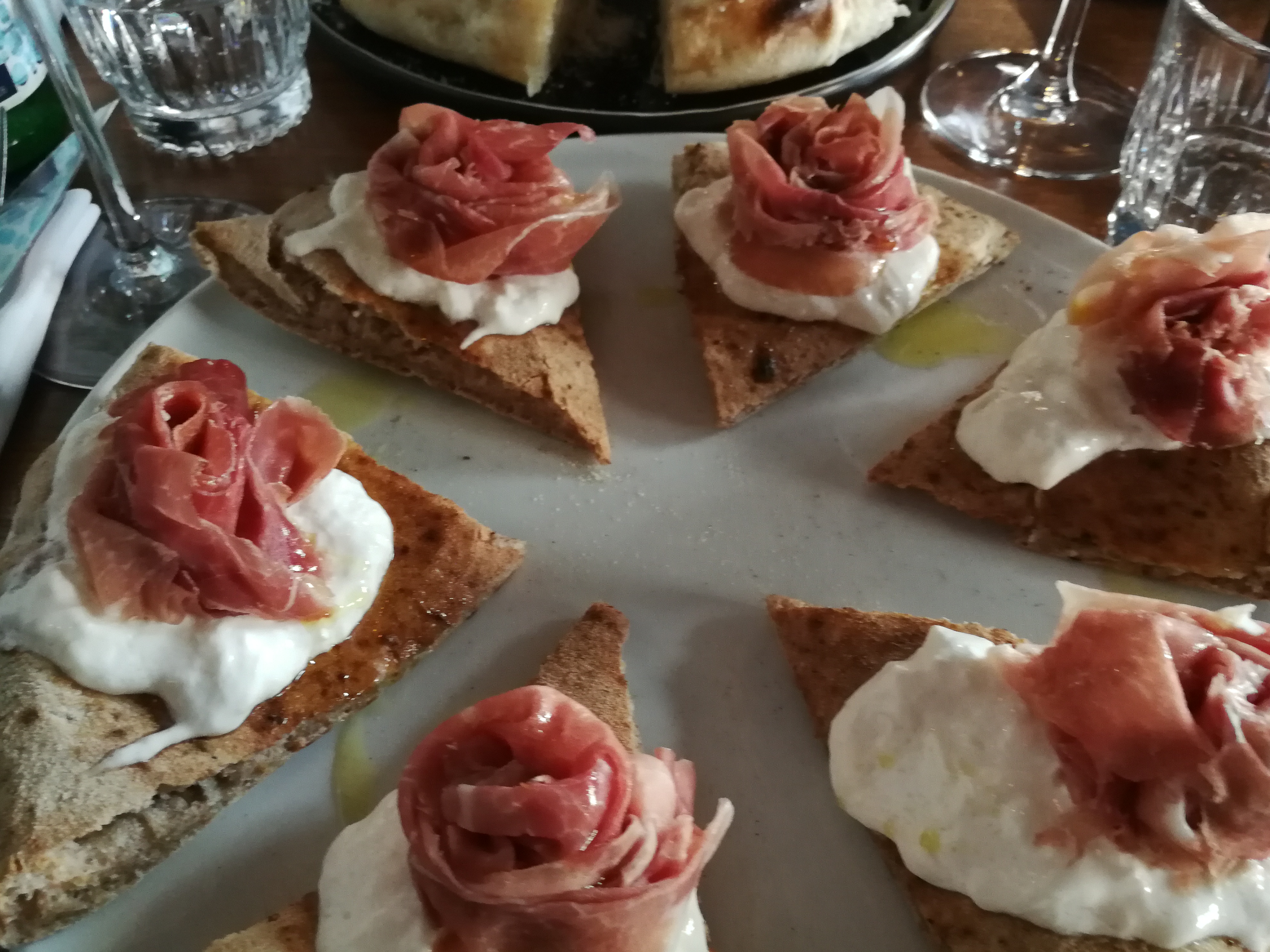 Photo n° 2 de l'avis de J.n fait le 24/03/2019 à 21:39