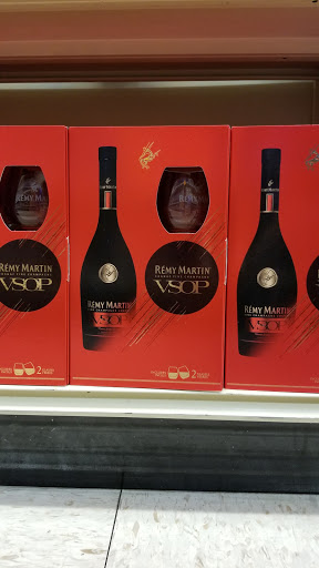 Liquor Store «Liquors Plus», reviews and photos, 2985 NE 163rd St, North Miami Beach, FL 33160, USA