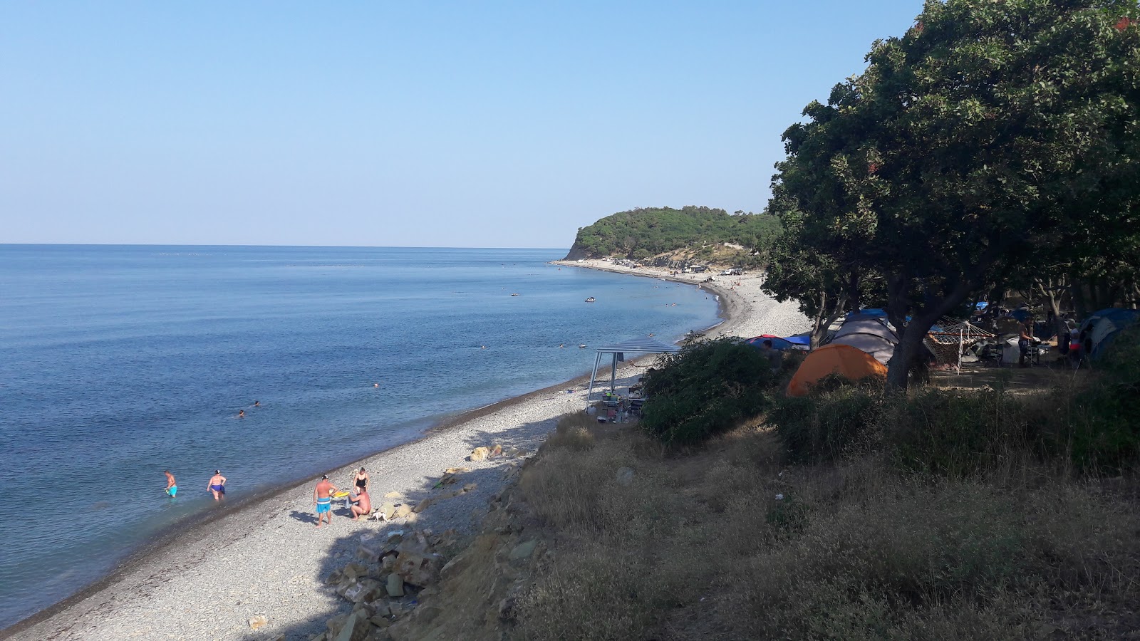 Fotografija Plyazh Malyy Utrish z turkizna čista voda površino