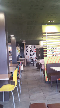 Atmosphère du Restauration rapide McDonald's à Senlis - n°10