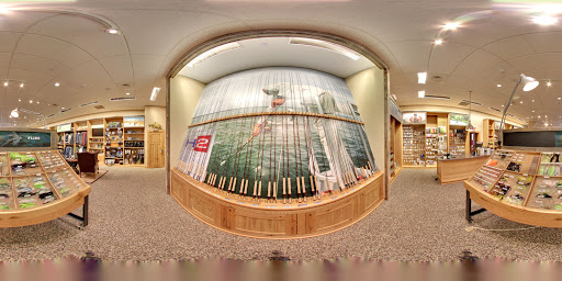 Clothing Store «Orvis», reviews and photos, 934 Old Country Rd, Garden City, NY 11530, USA