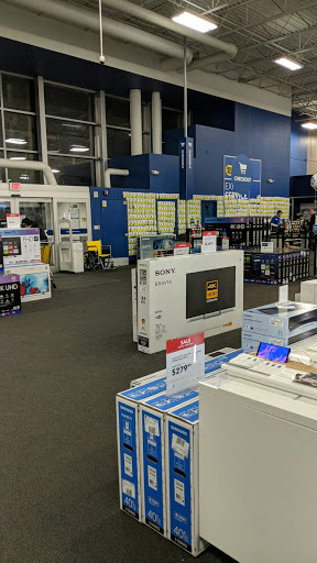 Electronics Store «Best Buy», reviews and photos, 96 Rothrock Rd, Akron, OH 44321, USA