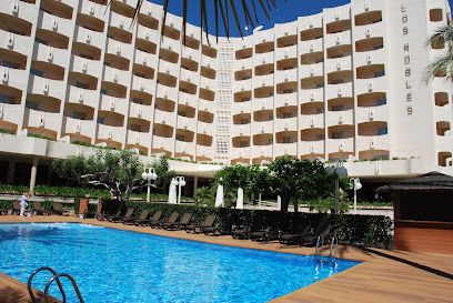 Hotel Los Robles - Playa de Gandía - Web oficial - C/ de Formentera, 33, 46730 Platja de Gandia, Valencia, Spain