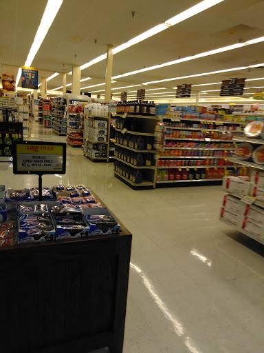 Grocery Store «Ingles Market», reviews and photos, 904 S Main St, Sweetwater, TN 37874, USA