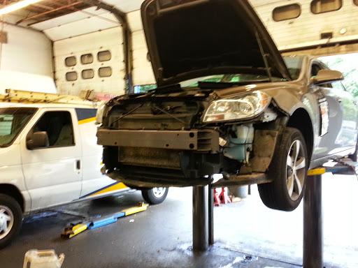 Auto Parts Store «Pep Boys Auto Parts & Service», reviews and photos, 1120 W Patrick St, Frederick, MD 21703, USA